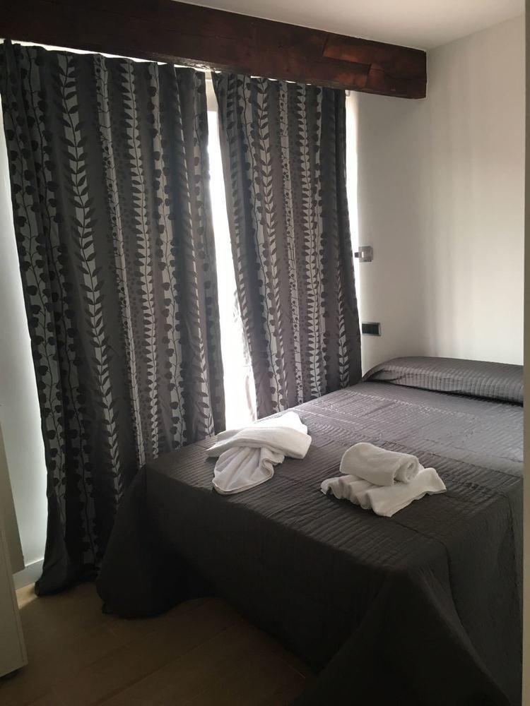 โอสตัล อินเตอร์ พลาซา มายอร์ Hotel มาดริด ภายนอก รูปภาพ