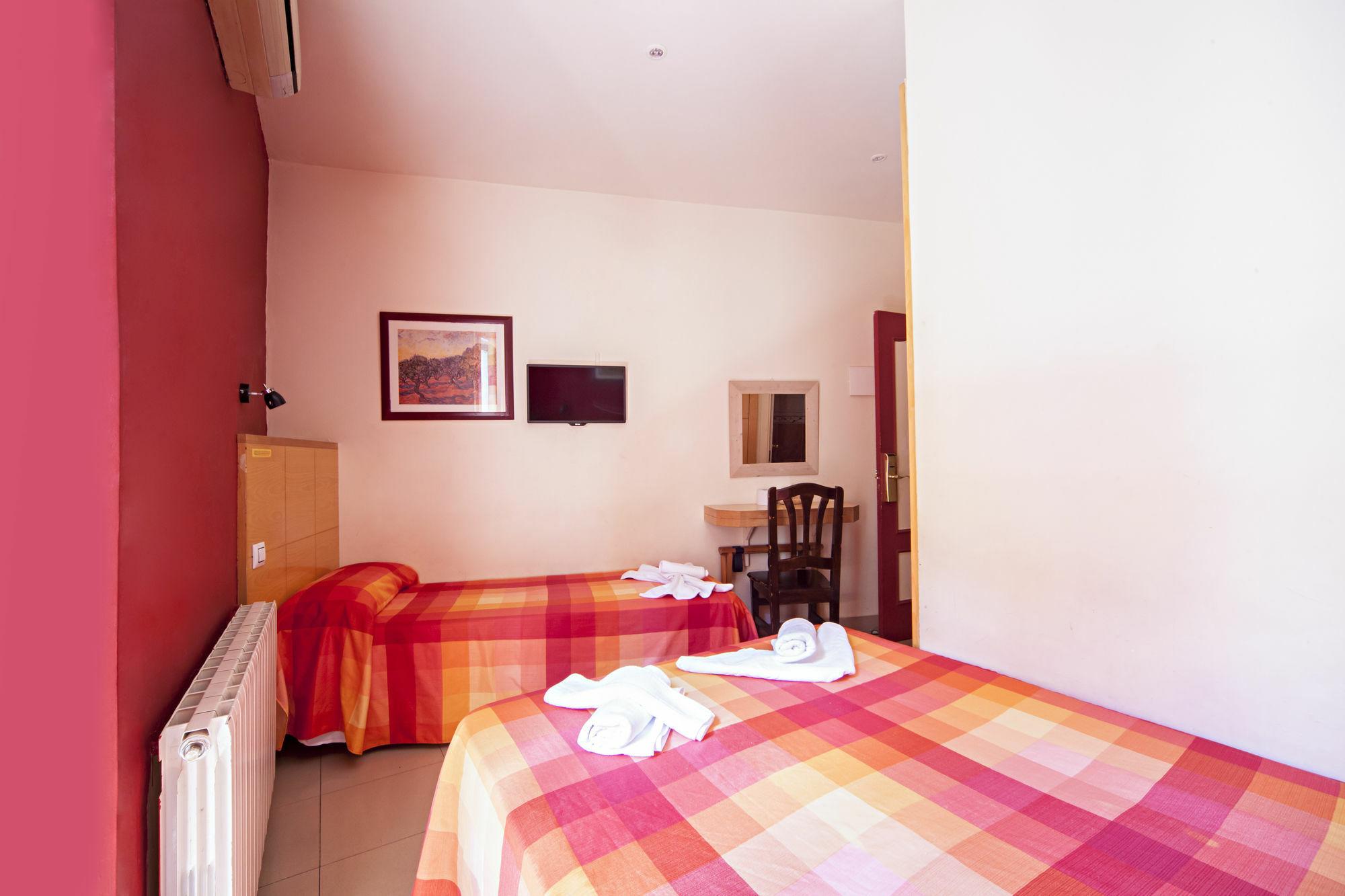 โอสตัล อินเตอร์ พลาซา มายอร์ Hotel มาดริด ภายนอก รูปภาพ